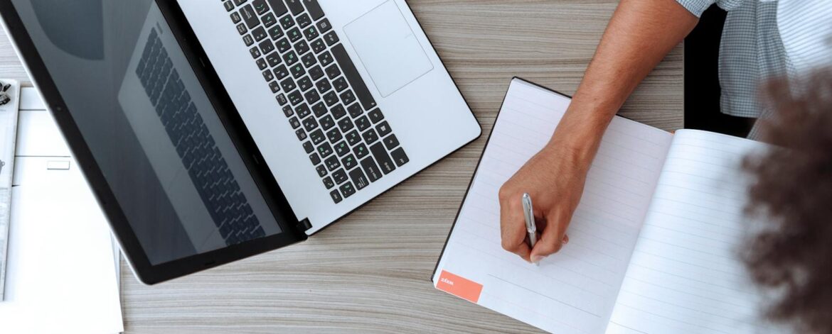Building a Strong Employer Brand to Stand Out in a Competitive Market: A Guide for Employers