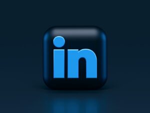 How to Create a Standout LinkedIn Profile for Malawian Professionals How to Create a Standout LinkedIn Profile for Malawian Professionals