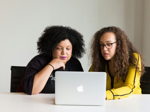 The Importance of Buddy Systems in Onboarding: How Buddy Programs Improve Company Culture, Unwritten Rules, and Relationships for New Hires
